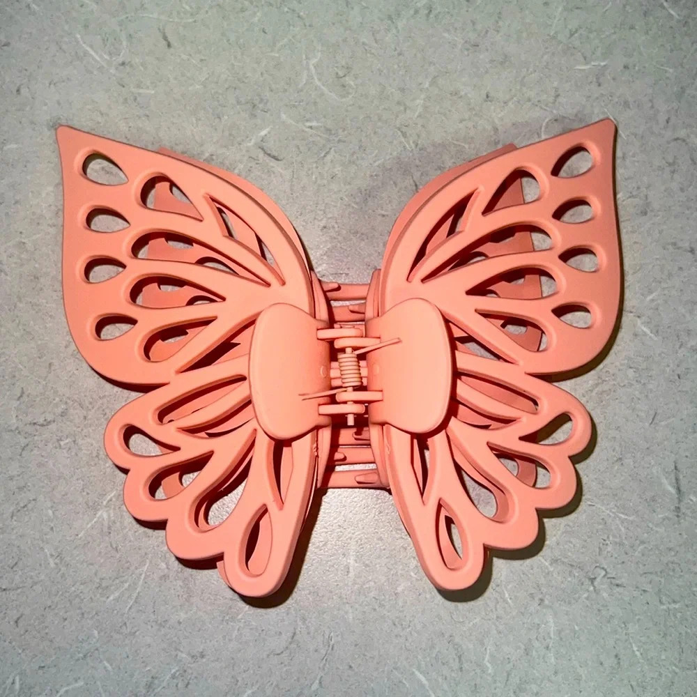 NEW Light Peach Large Butterfly Claw Clip